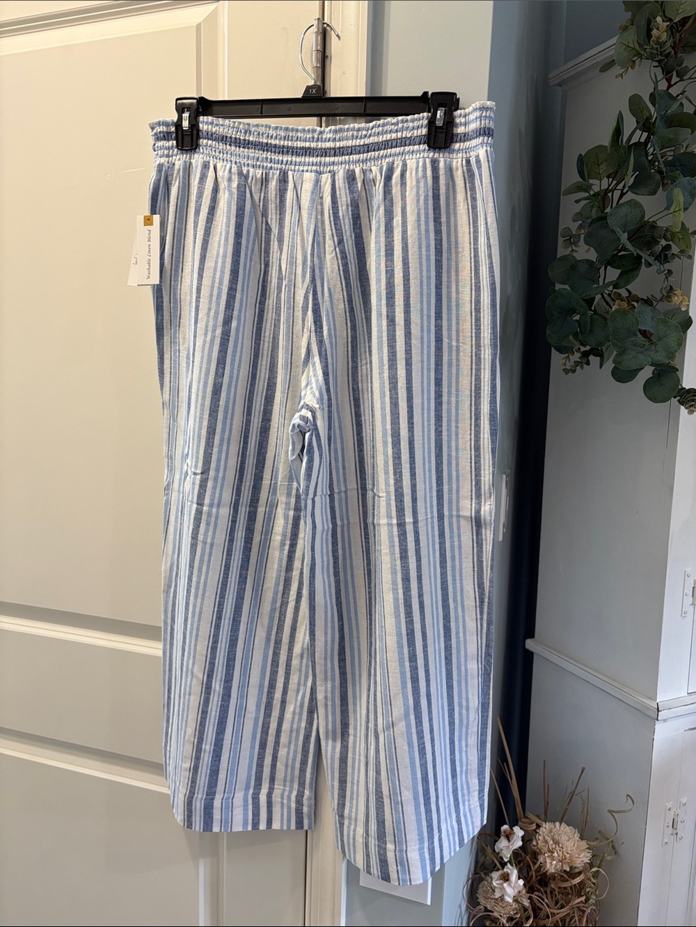 Striped Elastic-Waist Capri Pants in Blue and White - Picture 2 of 3